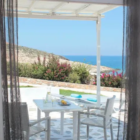 Minois And 5* Parikia (Paros)