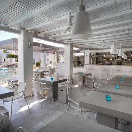 Minois And 5* Parikia (Paros)