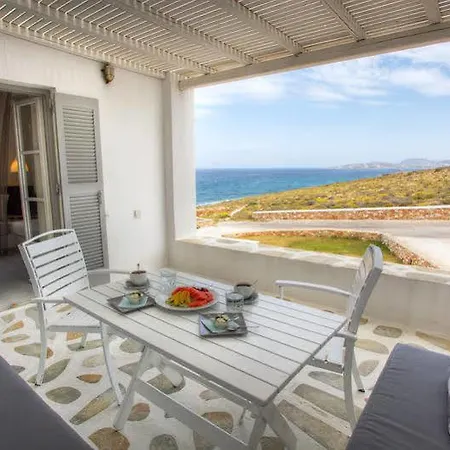 Minois And 5* Parikia (Paros)