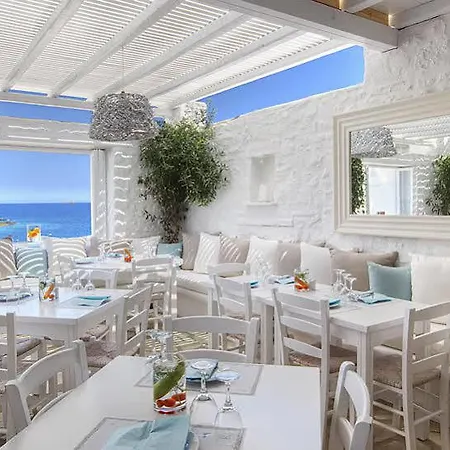 Minois And 5* Parikia (Paros)