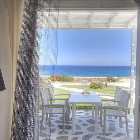 Minois And 5* Parikia (Paros)